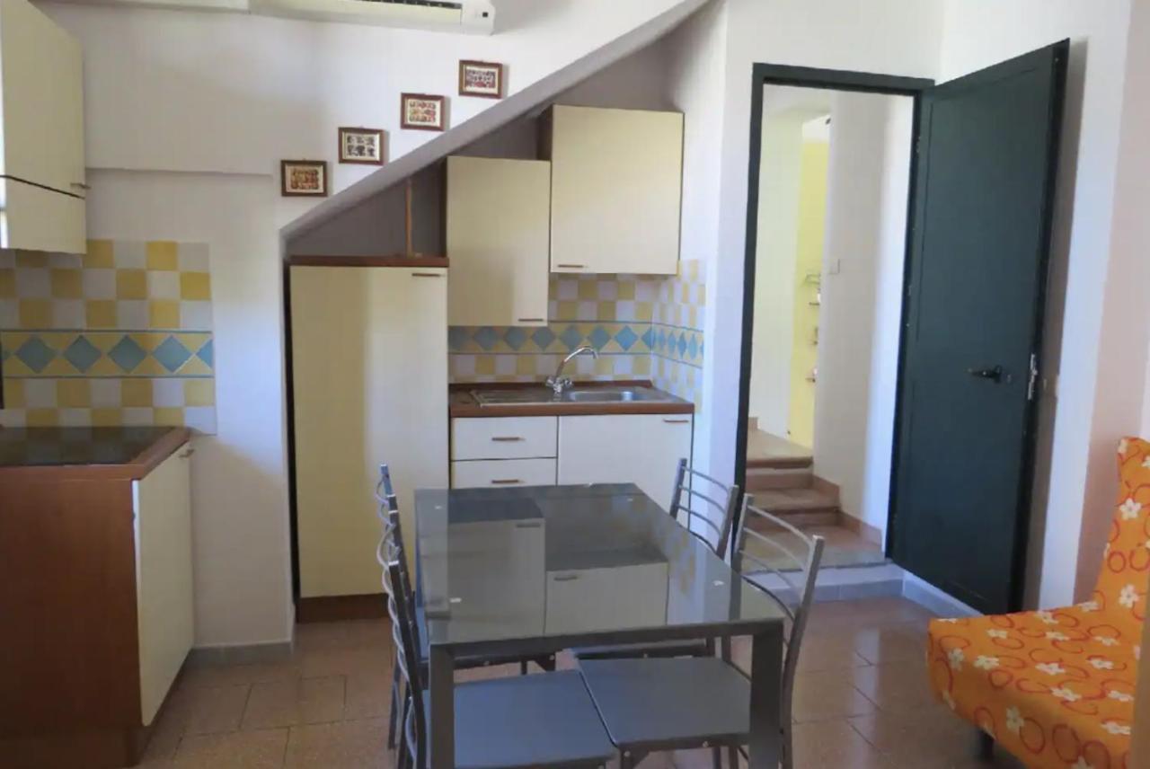 Lovely Flat In Northern Sardinia Valledoria  Eksteriør billede